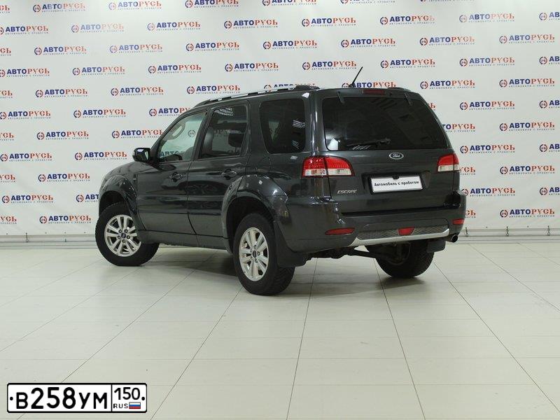 Фото автомобиля FORD ESCAPE, 2008 — госномер Н889ТЕ790. Цвет: СЕРЫЙ
