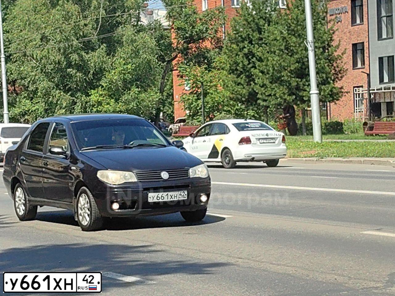 Фото автомобиля FIAT ALBEA, 2007 — госномер Р774РВ142