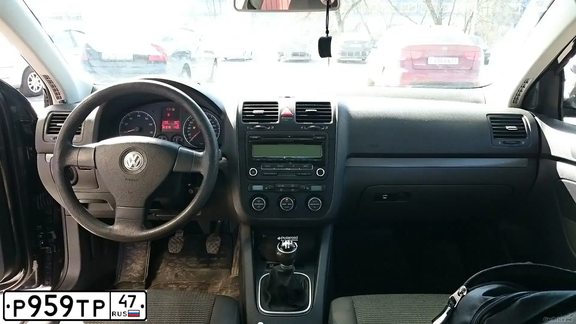 Фото автомобиля VOLKSWAGEN JETTA, 2008 — госномер Р959ТР47. Цвет: ЧЕРНЫЙ