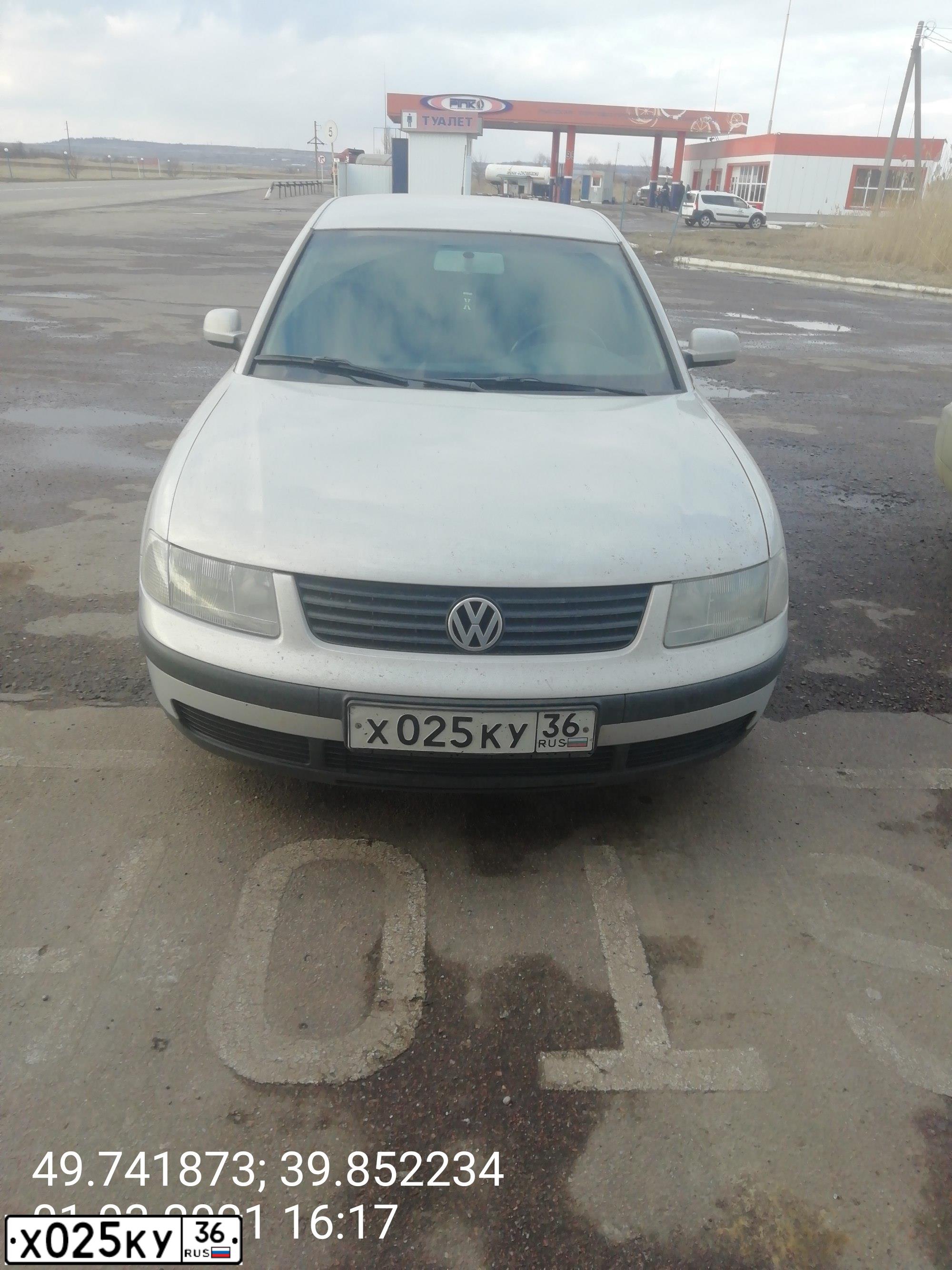 Фото автомобиля LADA 2107, 2006 — госномер Х025КУ36. Цвет: ТЕМНО-ВИШНЕВЫЙ