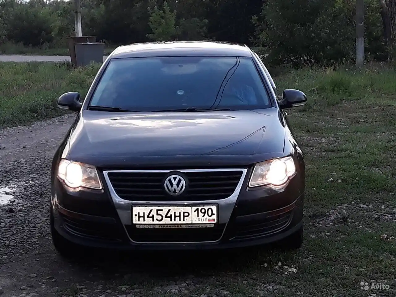 Фото автомобиля VOLKSWAGEN PASSAT, 2007 — госномер Н454НР190. Цвет: ЧЕРНЫЙ