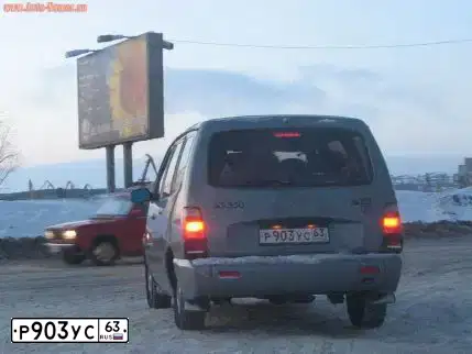 Фото автомобиля VAZ 2120 NADESHDA, 2004 — госномер Р903УС63. Цвет: ЗОЛОТИСТО-СЕРЫЙ