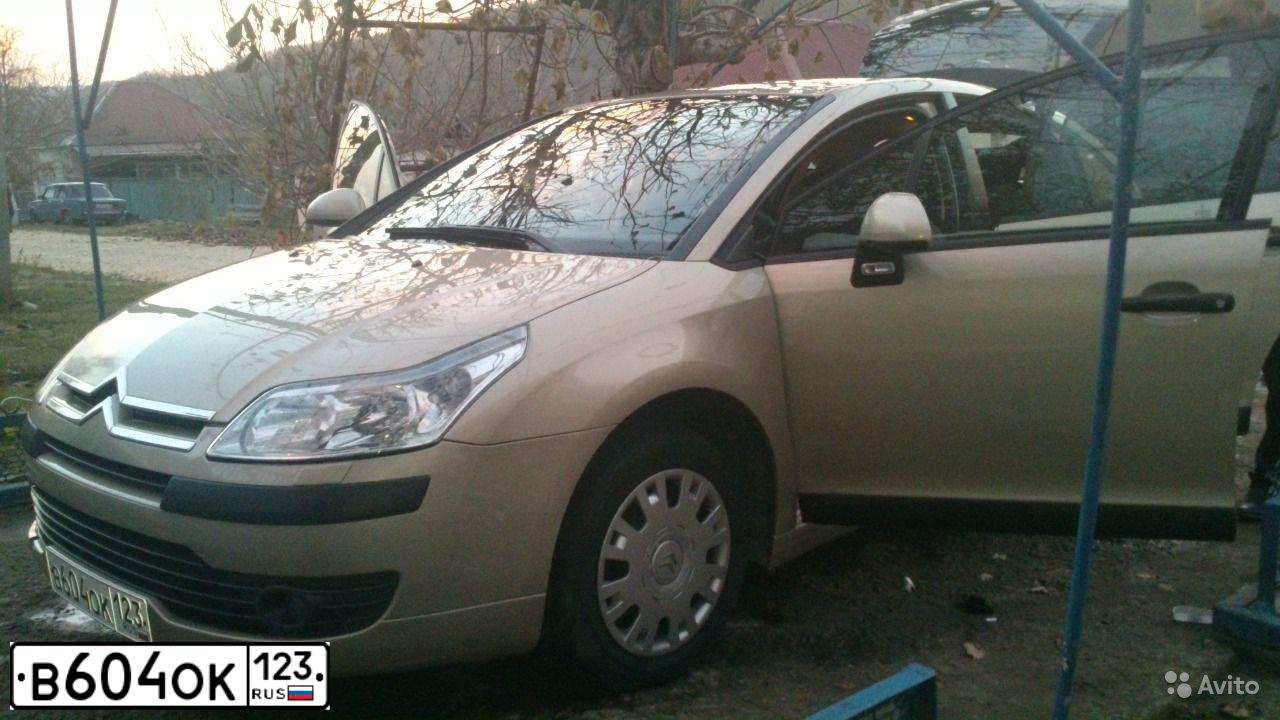 Фото автомобиля CITROEN C4, 2007 — госномер С077СР123. Цвет: ЗОЛОТИСТЫЙ