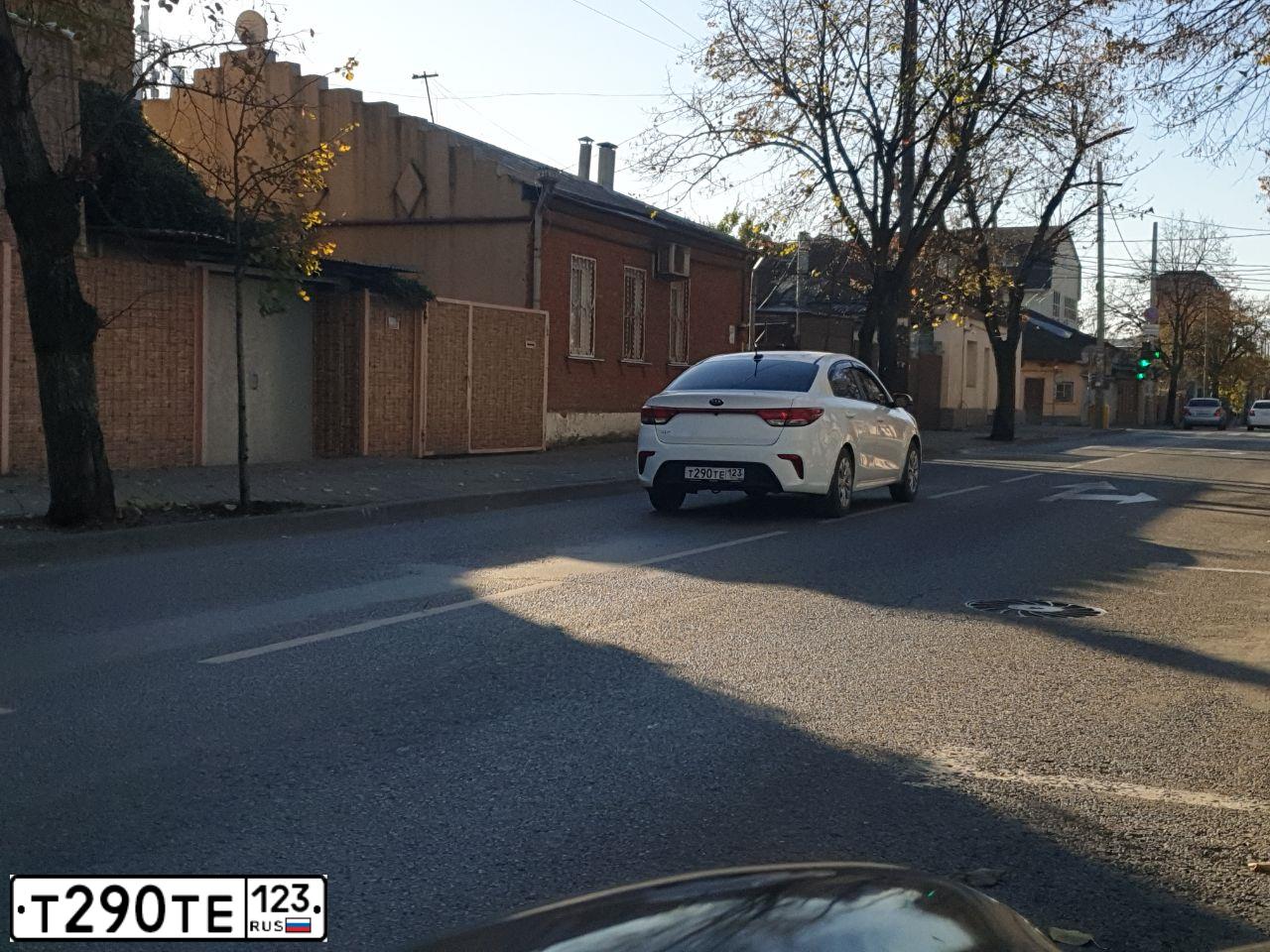 Фото автомобиля KIA RIO, 2017 — госномер Т290ТЕ123. Цвет: БЕЛЫЙ