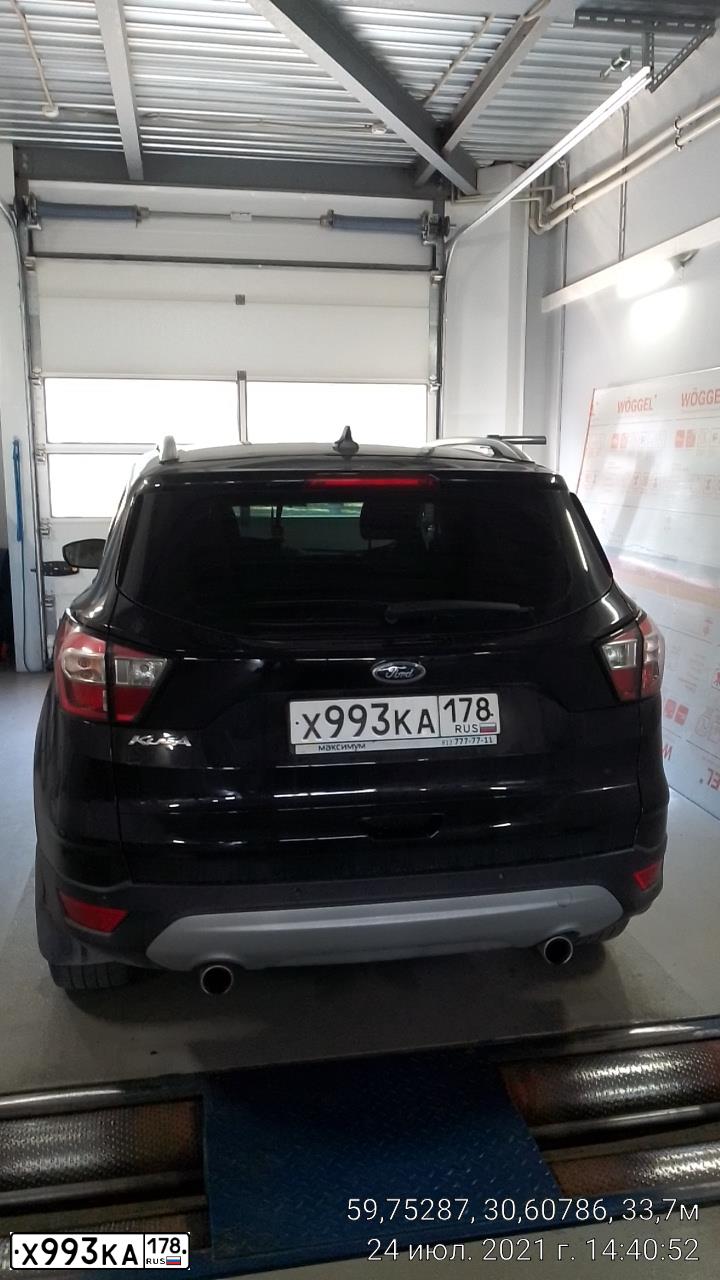Фото автомобиля FORD KUGA, 2017 — госномер Х993КА178. Цвет: ЧЕРНЫЙ