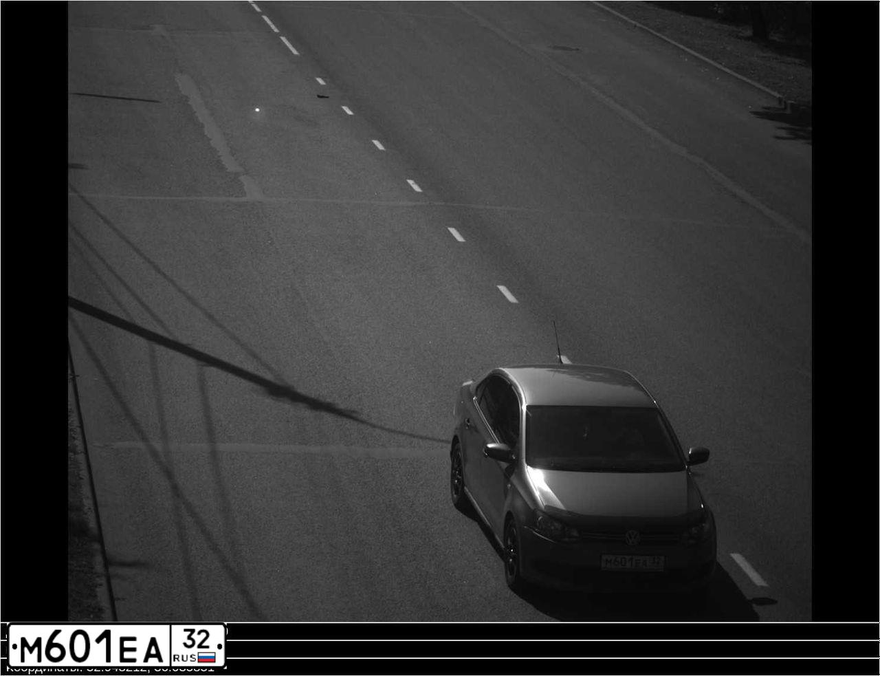 Фото автомобиля VOLKSWAGEN POLO, 2011 — госномер М601ЕА32. Цвет: ВИШНЕВО-КРАСНЫЙ