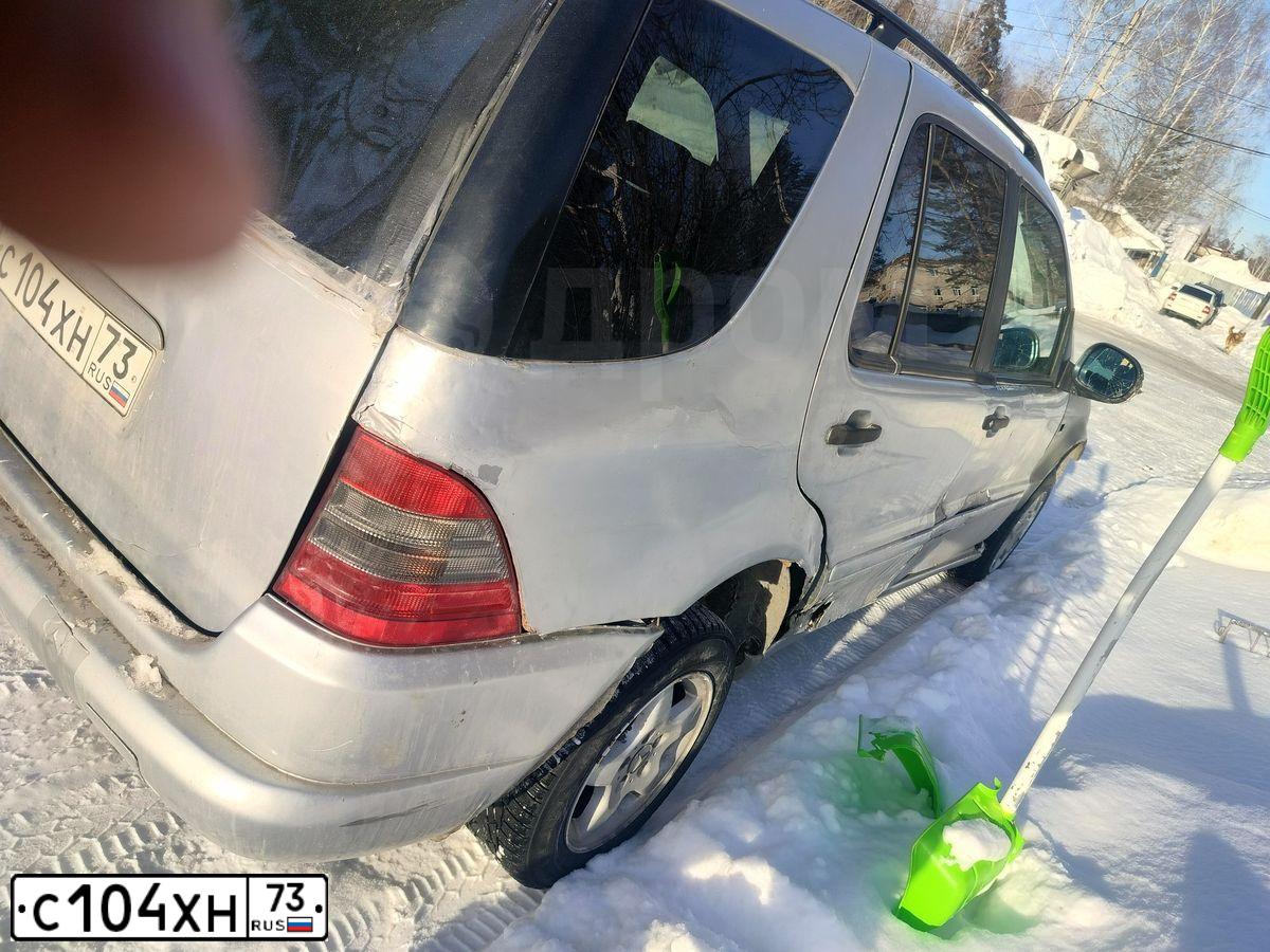 Фото автомобиля MERCEDES M-KLASSE, 1999 — госномер С104ХН73. Цвет: Белый