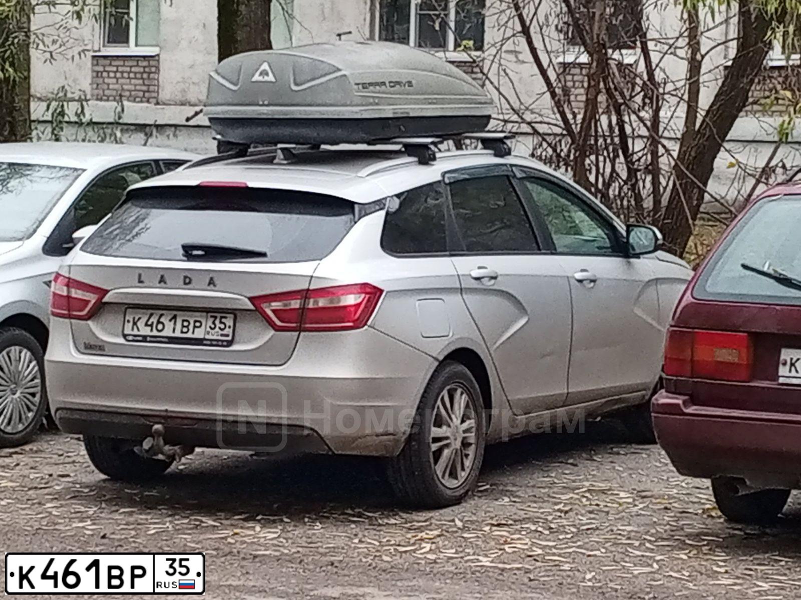 Фото автомобиля LADA VESTA, 2018 — госномер К461ВР35. Цвет: Серебристый
