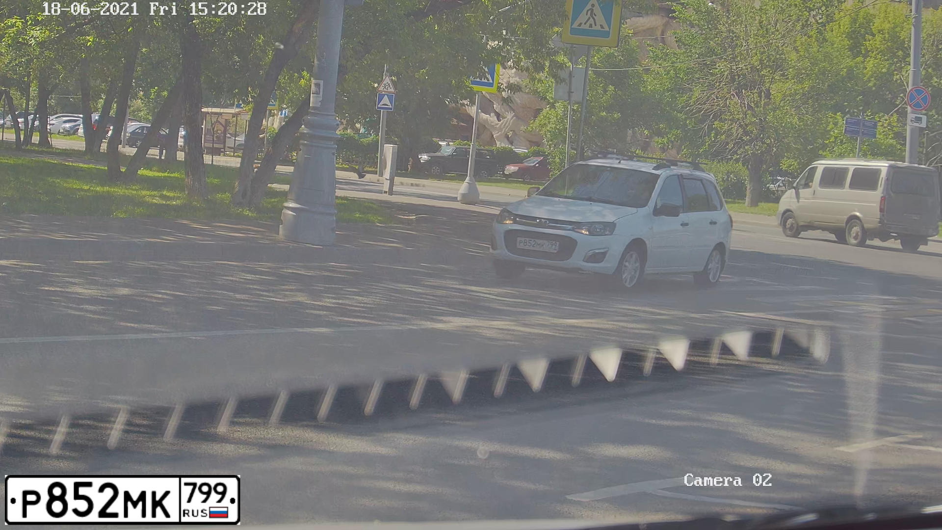 Фото автомобиля LADA 2194 KALINA, 2017 — госномер Р852МК799. Цвет: БЕЛЫЙ
