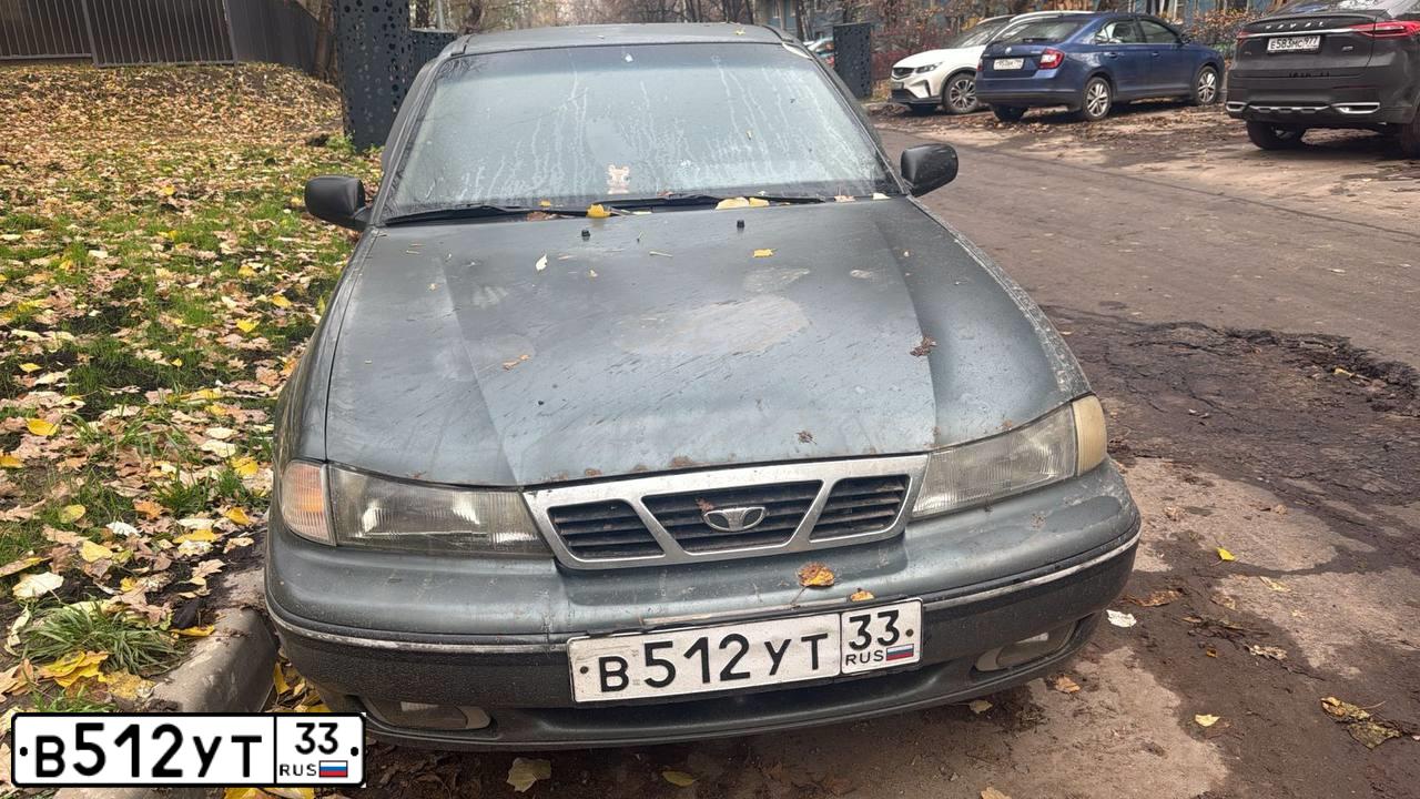 Фото автомобиля DAEWOO NEXIA, 2005 — госномер В512УТ33. Цвет: ЗЕЛЕНЫЙ СВЕТЛЫЙ