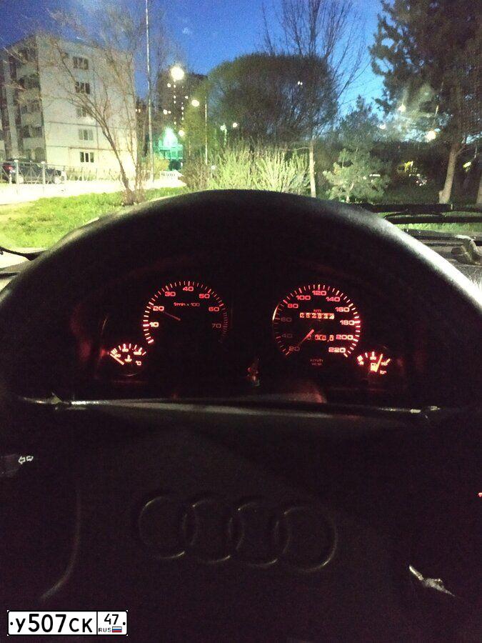 Фото автомобиля AUDI 80, 1987 — госномер К882КА147. Цвет: ТЕМНО-СЕРЫЙ