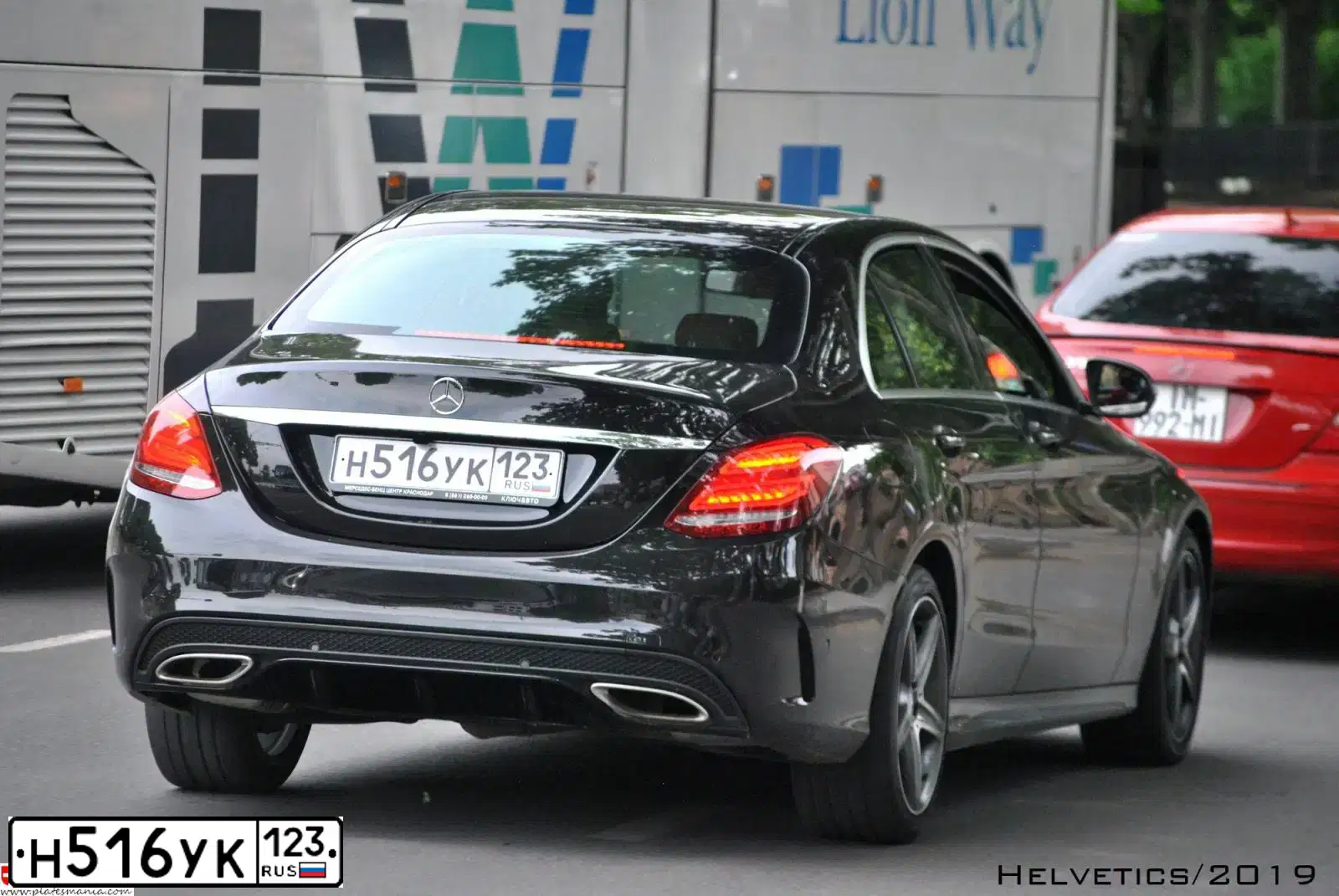 Фото автомобиля MERCEDES C-KLASSE, 2016 — госномер В222АТ164. Цвет: ЧЕРНЫЙ