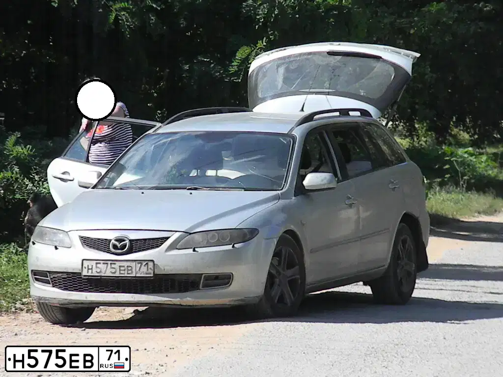 Фото автомобиля MAZDA 6, 2007 — госномер О736УВ702. Цвет: Серебристый