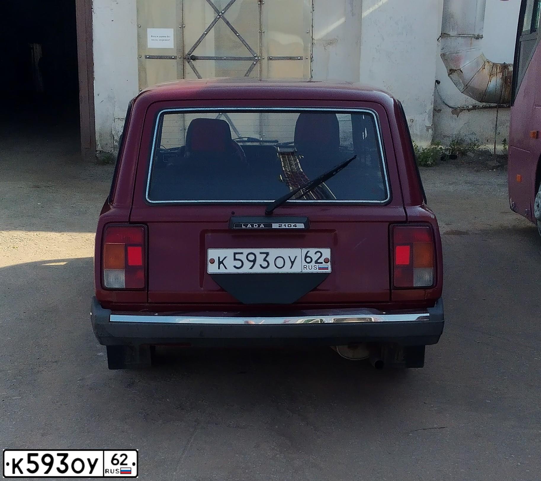 Фото автомобиля LADA 2104, 2011 — госномер К593ОУ62. Цвет: ПОРТУ (КРАСНЫЙ)