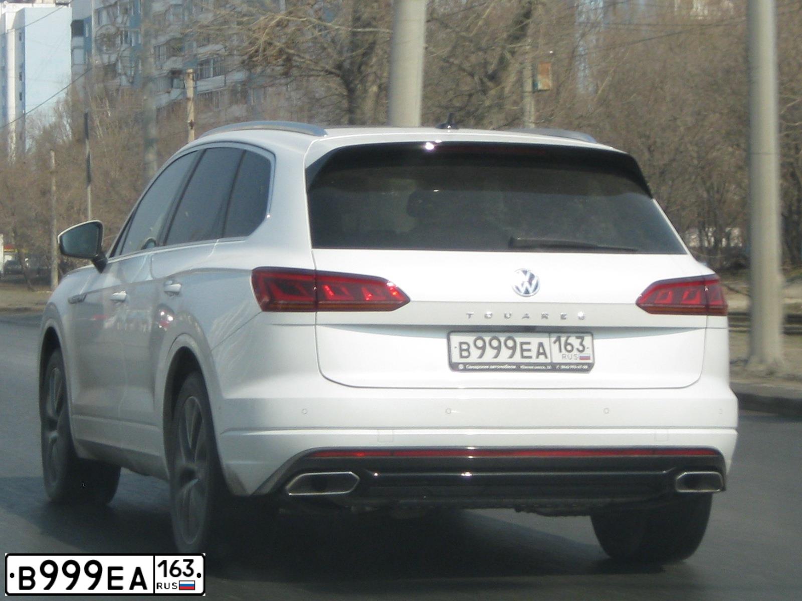 Фото автомобиля BMW X3, 2013 — госномер В999ЕА163. Цвет: СЕРЫЙ МЕТАЛЛИК