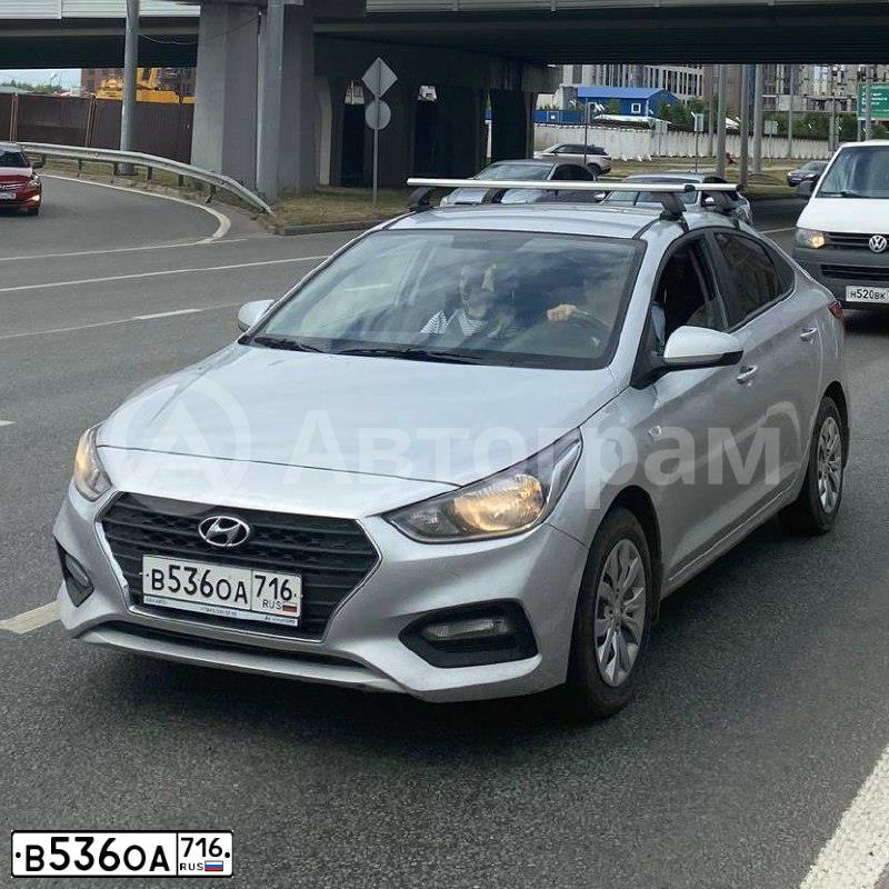 Фото автомобиля HYUNDAI SOLARIS, 2019 — госномер В536ОА716. Цвет: Серебристый
