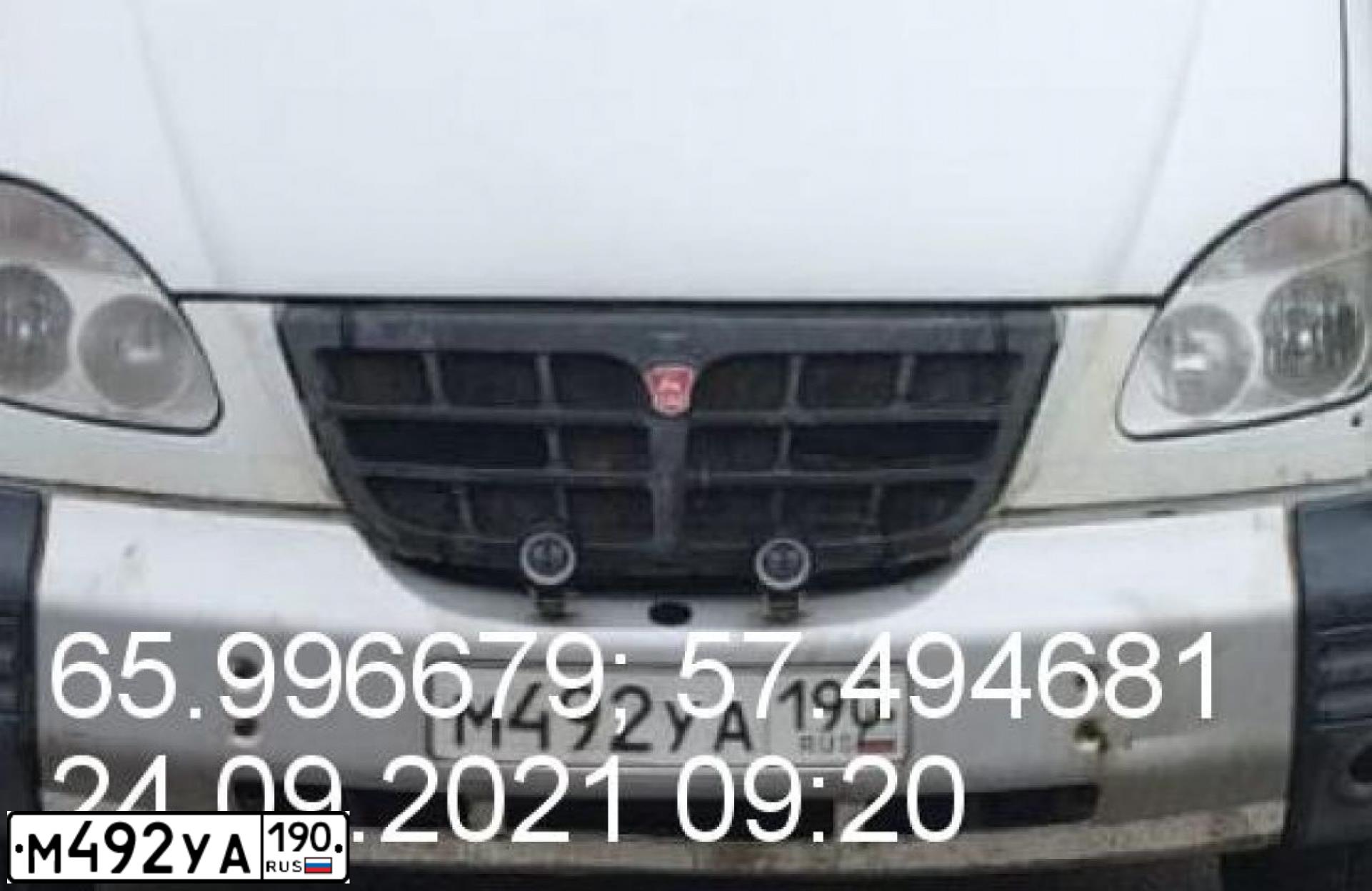 Фото автомобиля PEUGEOT PARTNER, 2011 — госномер О707РХ799. Цвет: Белый