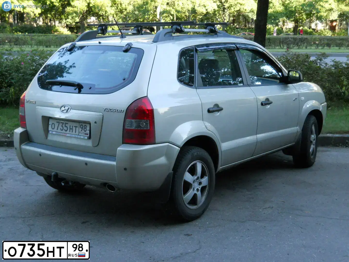 Фото автомобиля HYUNDAI TUCSON, 2007 — госномер С099ХА177. Цвет: СЕРЕБРИСТЫЙ