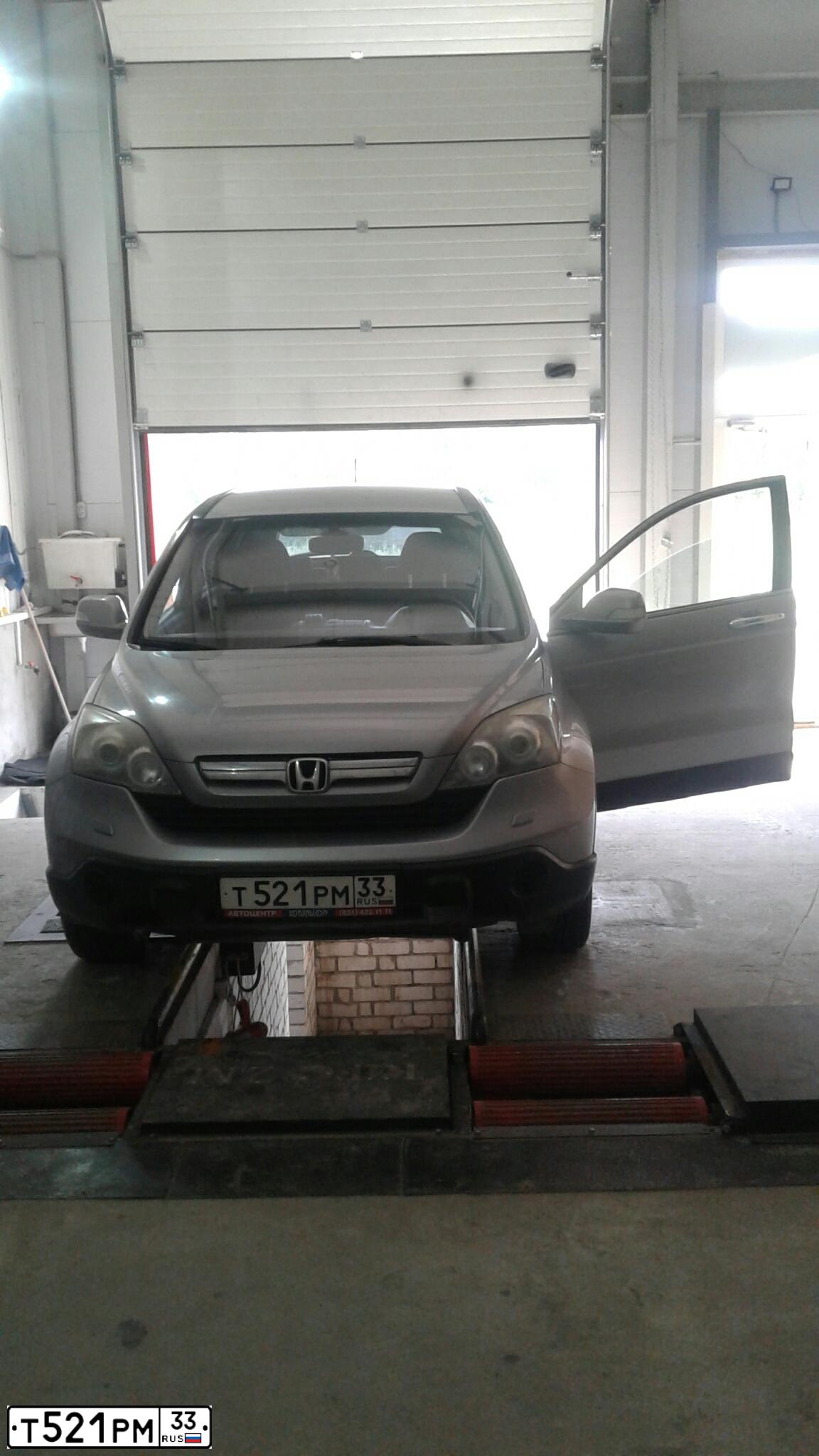 Фото автомобиля HONDA CR-V, 2007 — госномер Т521РМ33. Цвет: СЕРЕБРИСТЫЙ
