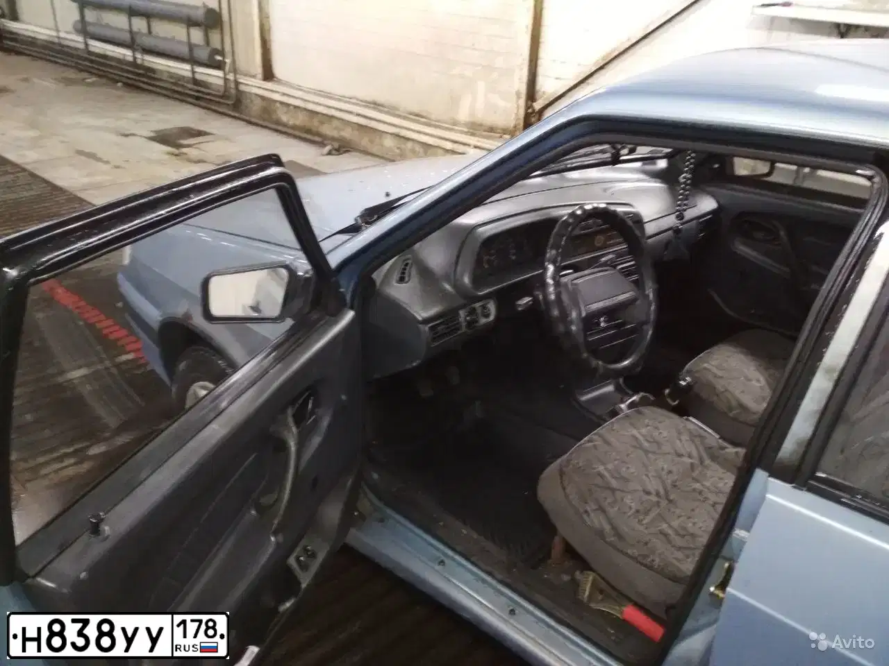 Фото автомобиля LADA 2115 SAMARA, 2003 — госномер Н838УУ178. Цвет: ЗОЛОТИСТО-СЕРЫЙ