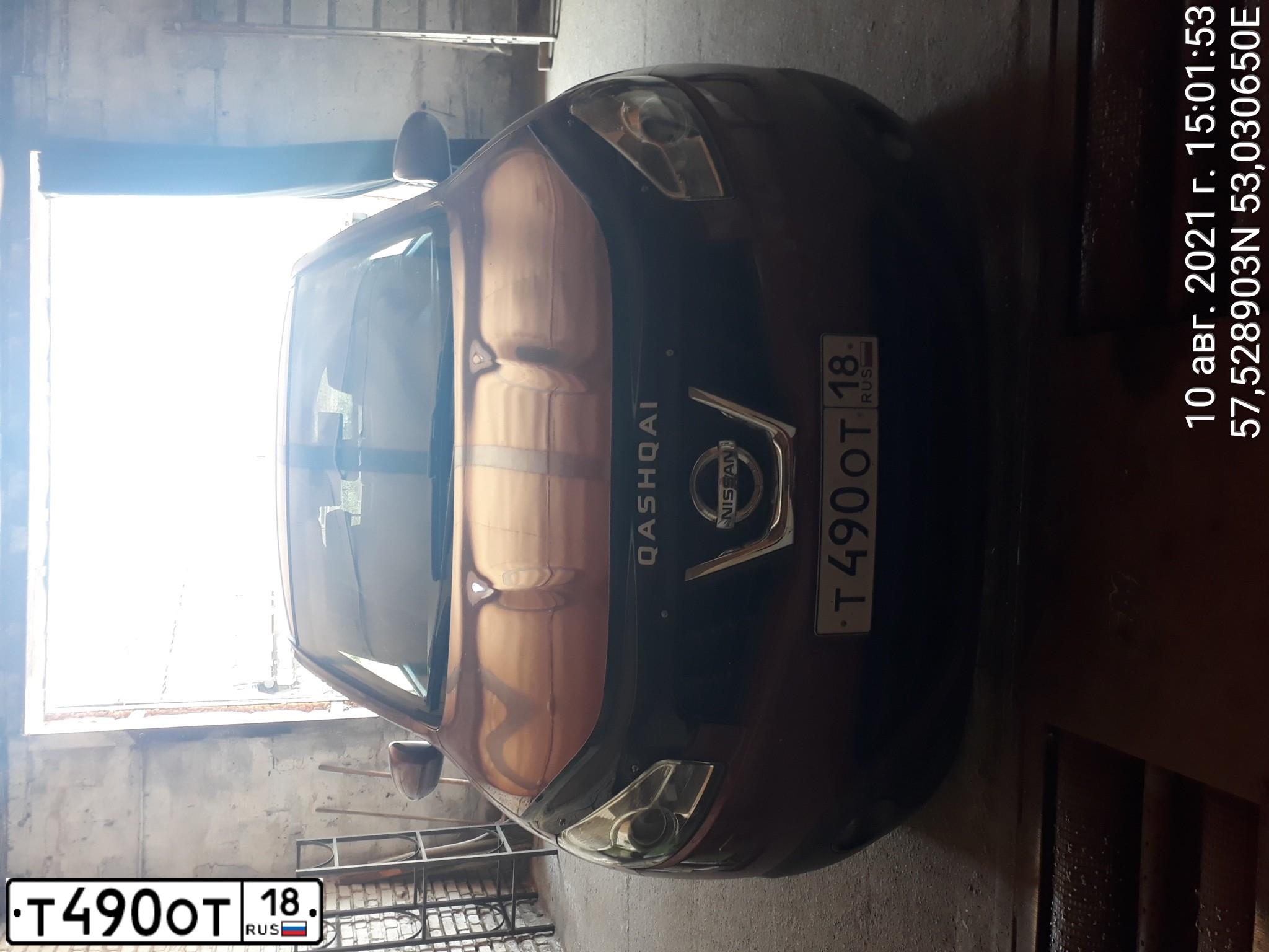 Фото автомобиля NISSAN QASHQAI, 2012 — госномер Т490ОТ18. Цвет: Красный