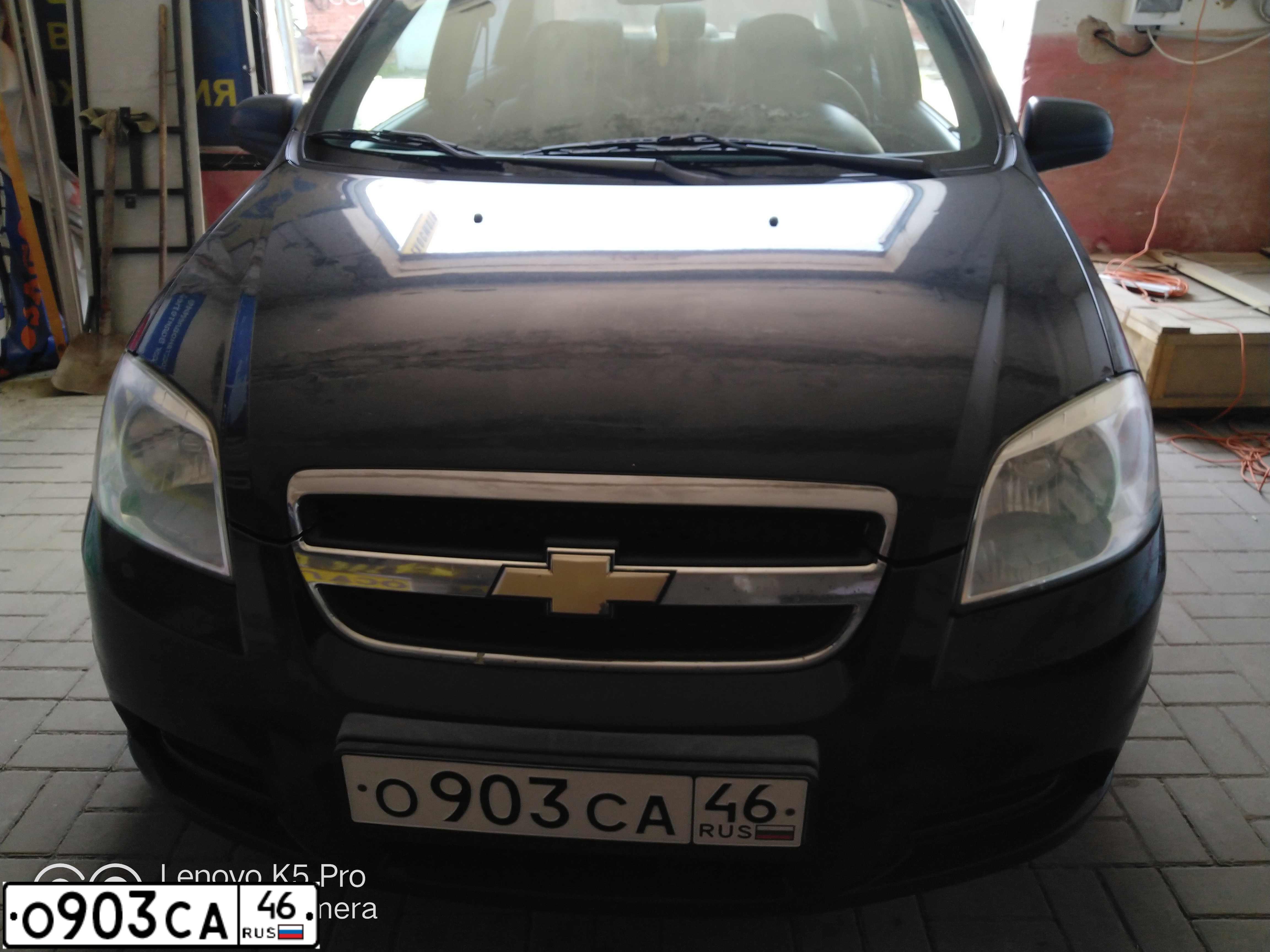 Фото автомобиля CHEVROLET AVEO, 2010 — госномер О903СА46. Цвет: ЧЕРНЫЙ