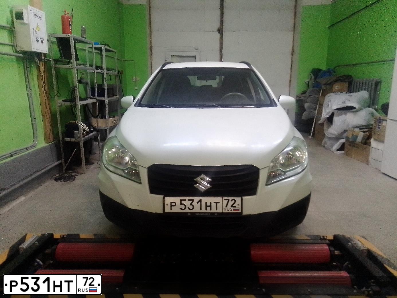 Фото автомобиля SUZUKI SX 4, 2014 — госномер Р531НТ72. Цвет: БЕЛЫЙ