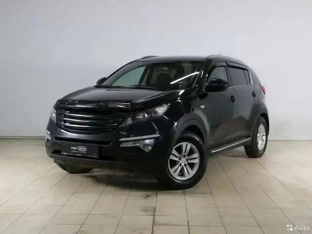 Фото автомобиля KIA SPORTAGE, 2012 — госномер Р321РС126. Цвет: ЧЕРНЫЙ ПЕРЛАМУТР