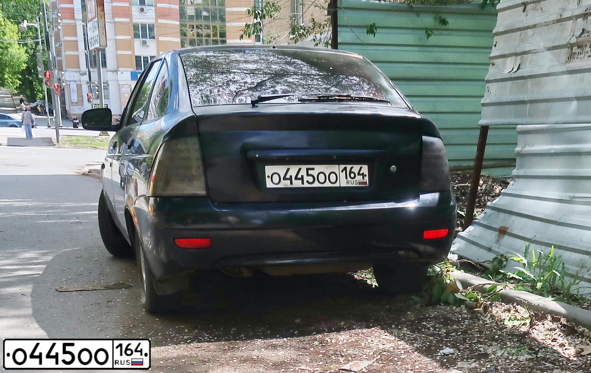 Фото автомобиля LADA 2172 PRIORA, 2011 — госномер О445ОО164. Цвет: Сине-Черный