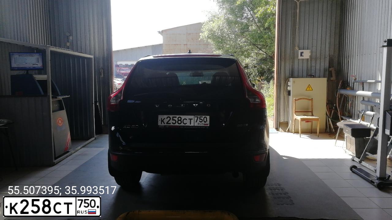 Фото автомобиля VOLVO XC60, 2011 — госномер М865МХ716. Цвет: ЧЕРНЫЙ