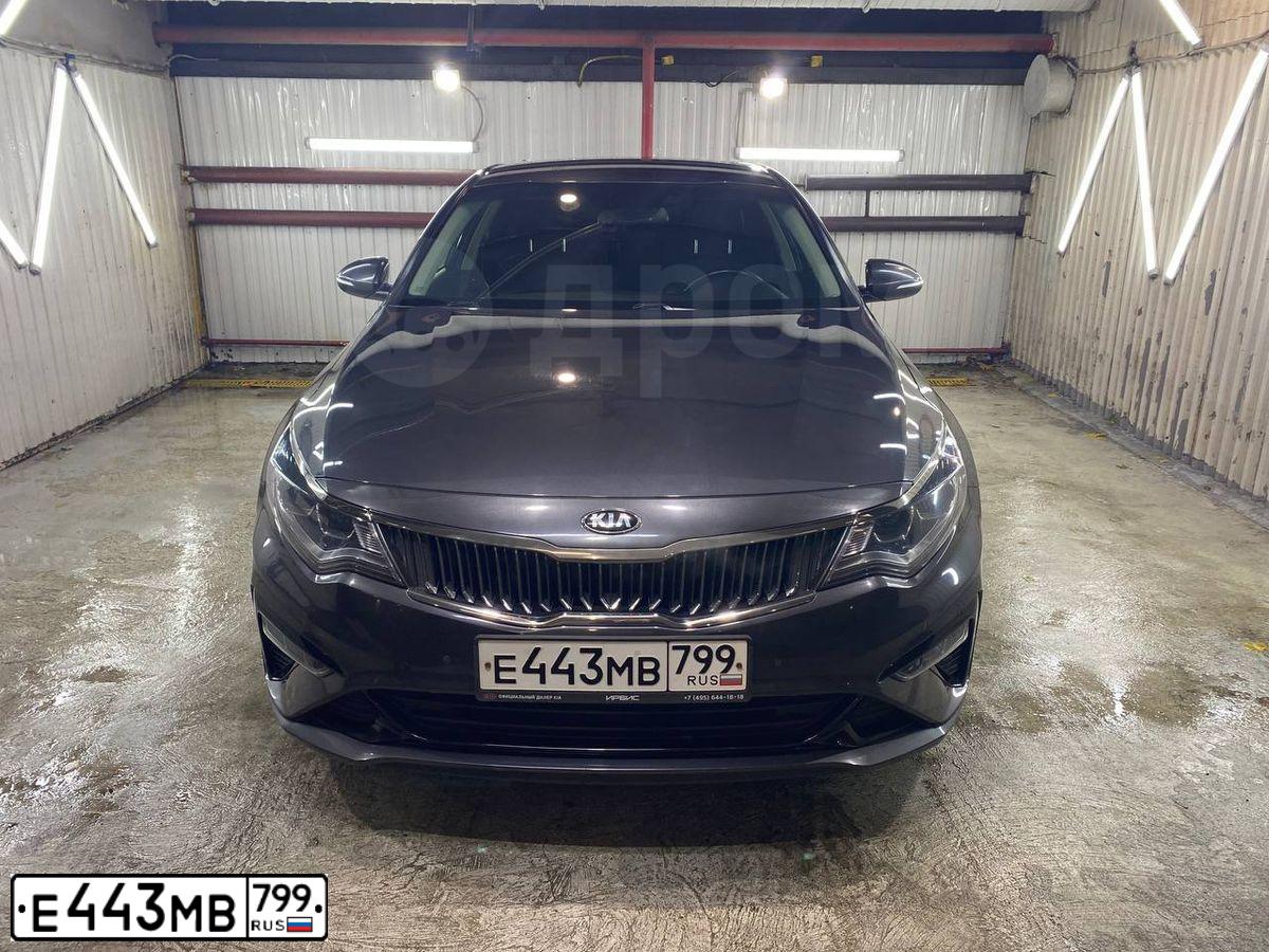 Фото автомобиля KIA MAGENTIS / OPTIMA, 2018 — госномер Е443МВ799. Цвет: СЕРЫЙ