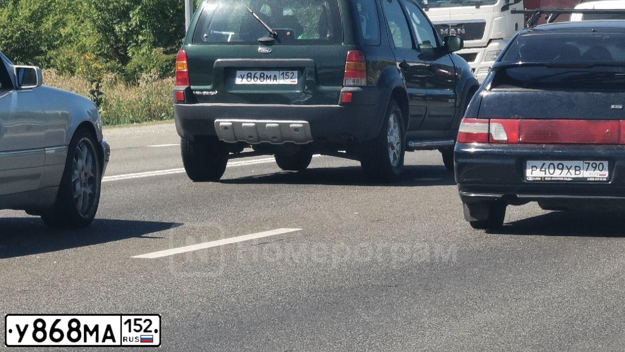 Фото автомобиля FORD MAVERICK, 2001 — госномер У868МА152. Цвет: Темно-зеленый