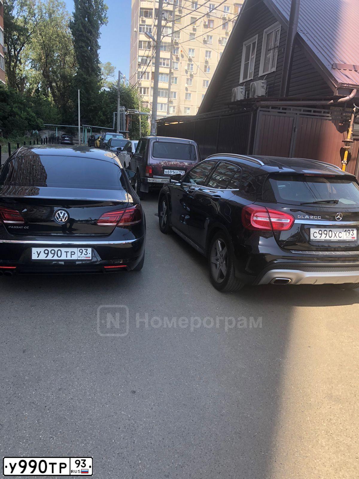 Фото автомобиля LADA 2170 PRIORA, 2009 — госномер У990ТР93. Цвет: Белый
