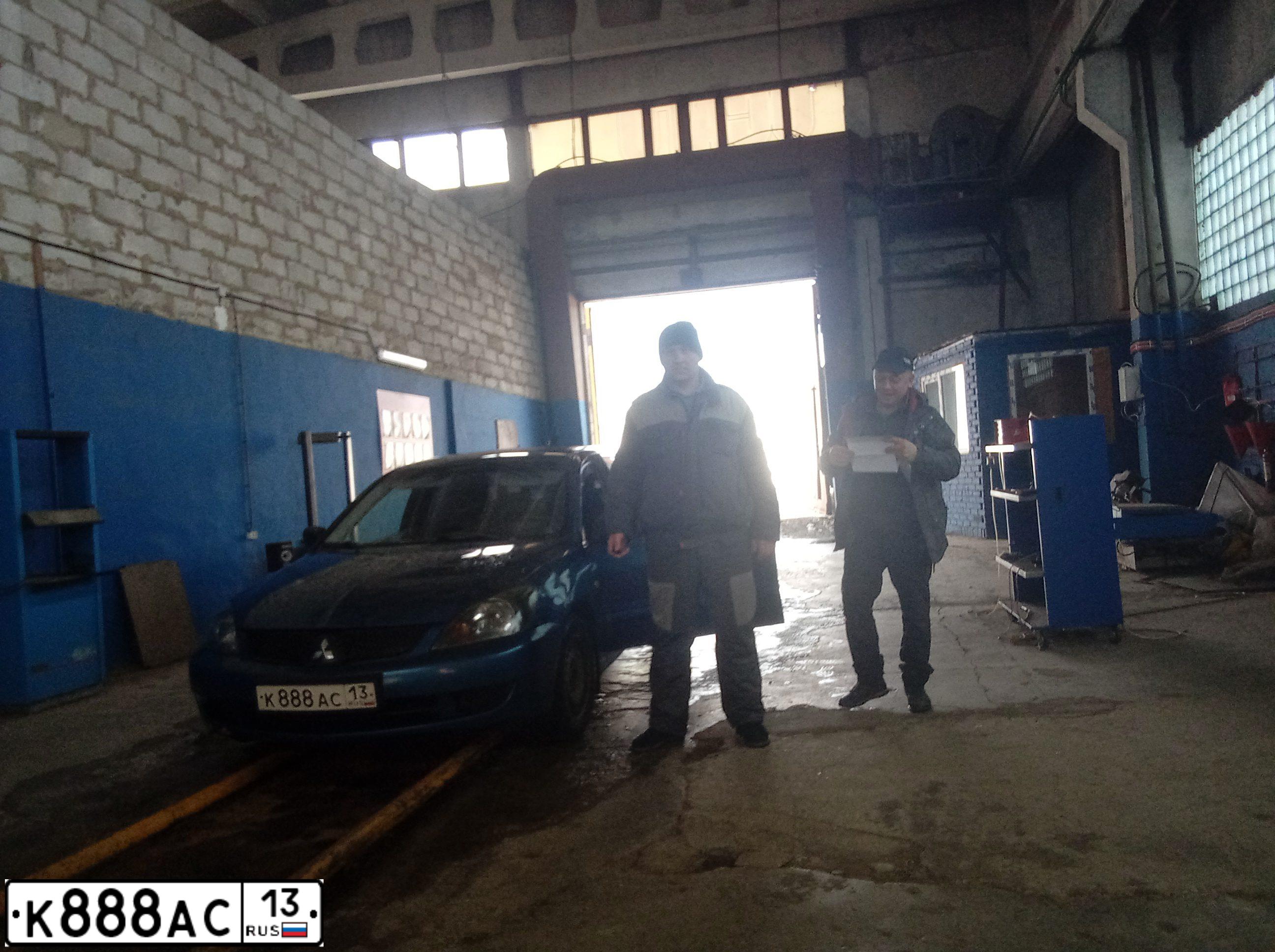 Фото автомобиля MITSUBISHI LANCER, 2006 — госномер М348ТО13. Цвет: синий