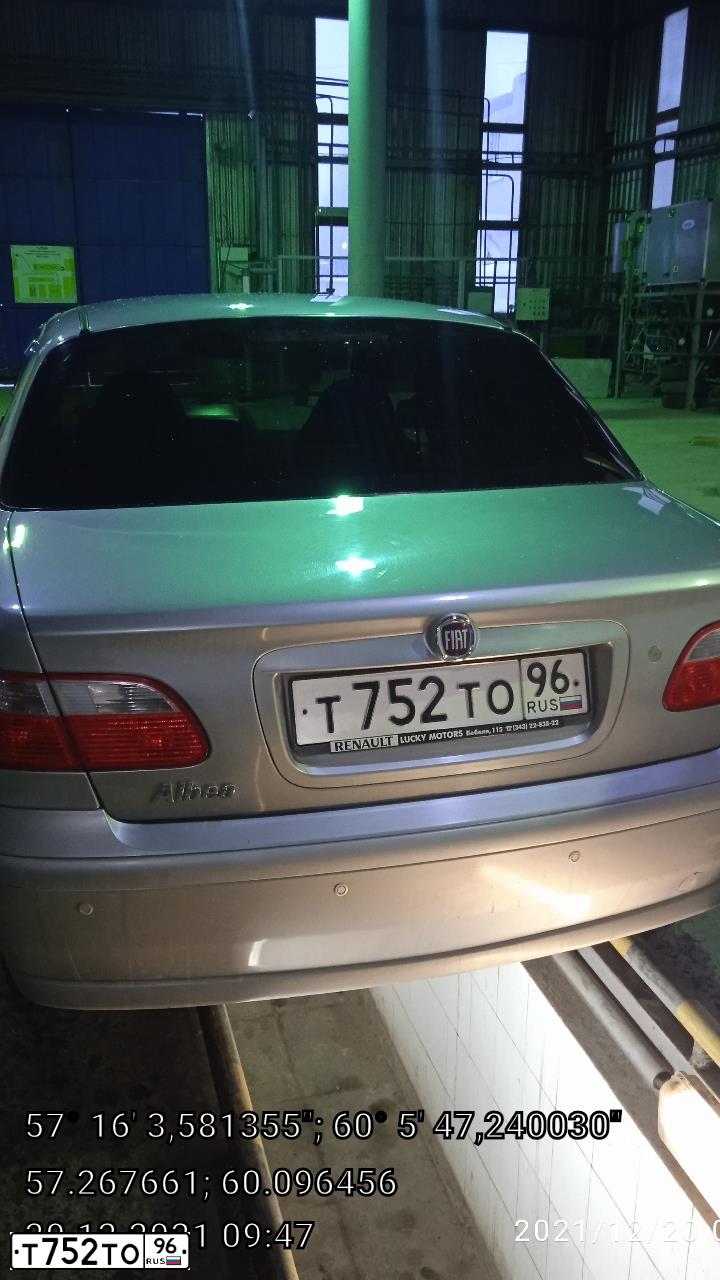 Фото автомобиля FIAT ALBEA, 2011 — госномер С478ХВ196. Цвет: СЕРЫЙ