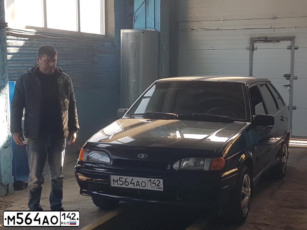Фото автомобиля LADA 2114 SAMARA, 2011 — госномер М820НХ142. Цвет: Сине-Черный
