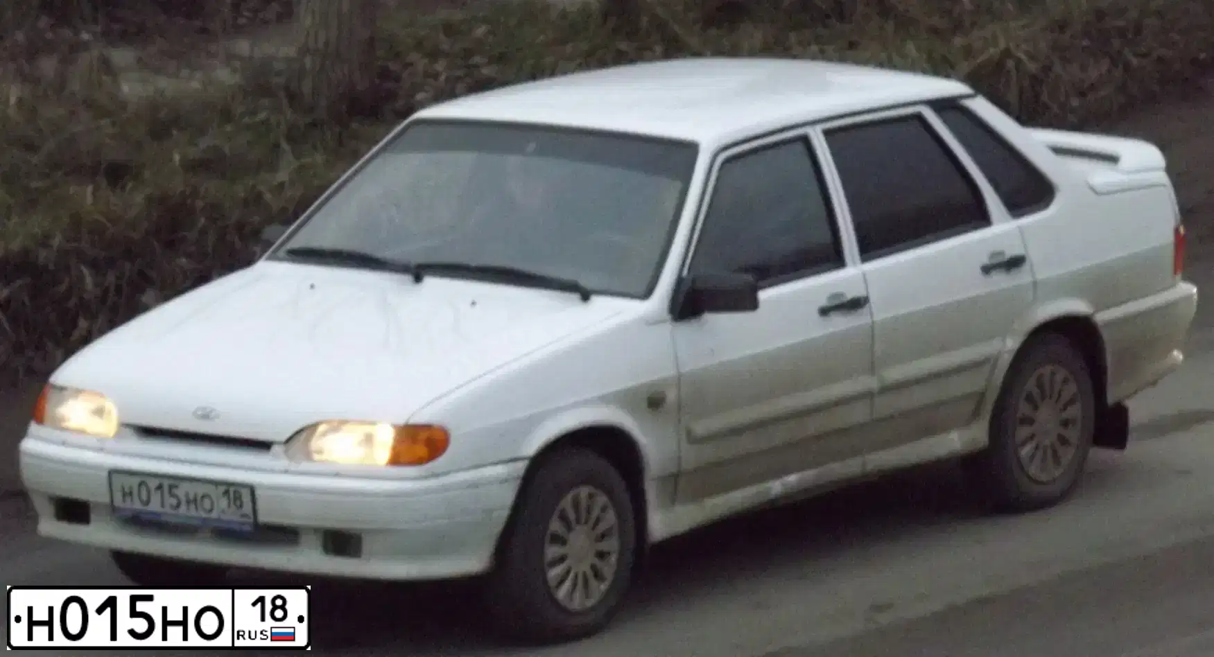 Фото автомобиля LADA 2115 SAMARA, 2011 — госномер Н015НО18. Цвет: Белый