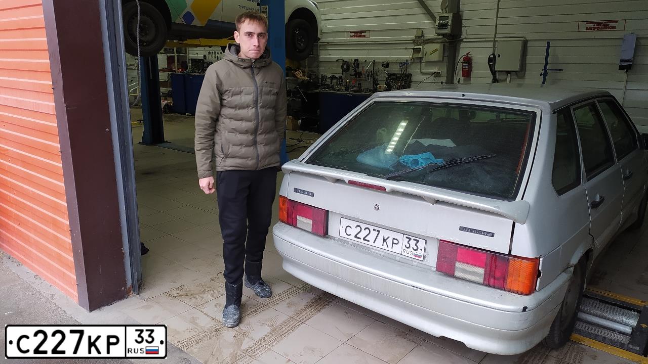 Фото автомобиля LADA 2114, 2006 — госномер Н926МТ07. Цвет: СЕРЫЙ