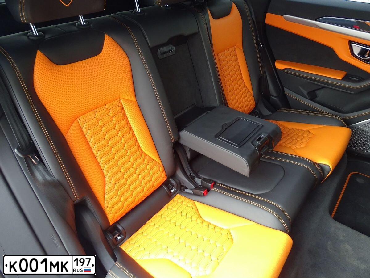 Фото автомобиля BENTLEY CONTINENTAL, 2012 — госномер С924РХ790. Цвет: синий