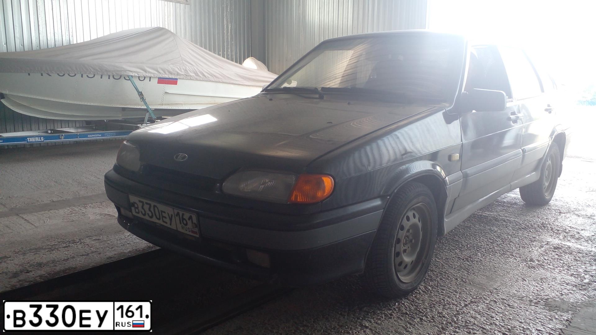 Фото автомобиля LADA 2115 SAMARA, 2006 — госномер В330ЕУ161. Цвет: ГРАФИТОВЫЙ МЕТАЛЛИК
