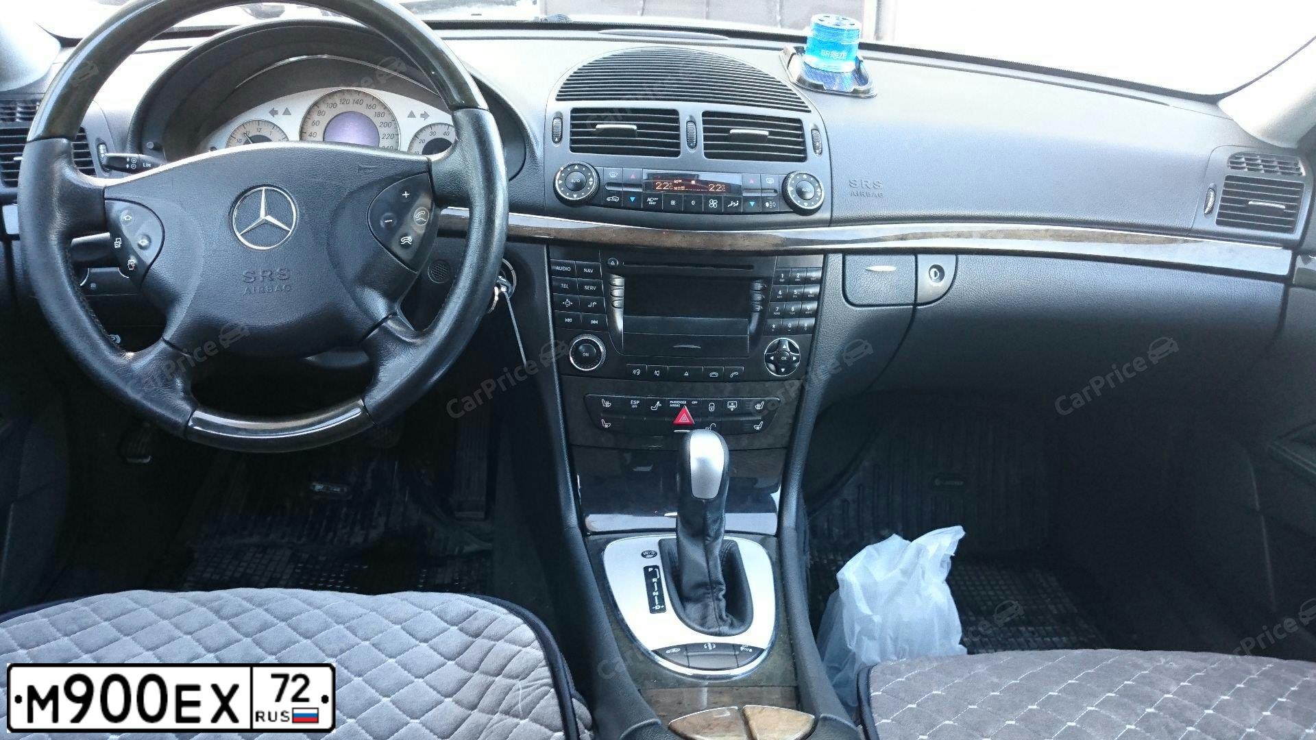 Фото автомобиля MERCEDES E-KLASSE, 2002 — госномер М002ЕХ197. Цвет: СЕРЕБРИСТЫЙ