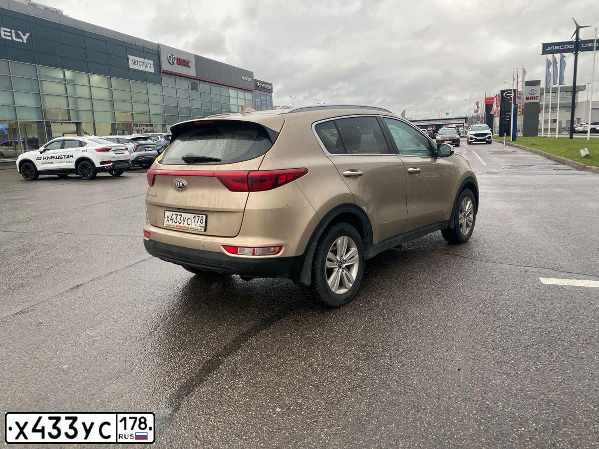 Фото автомобиля KIA SPORTAGE, 2017 — госномер Х433УС178. Цвет: СВЕТЛО-КОРИЧНЕВЫЙ