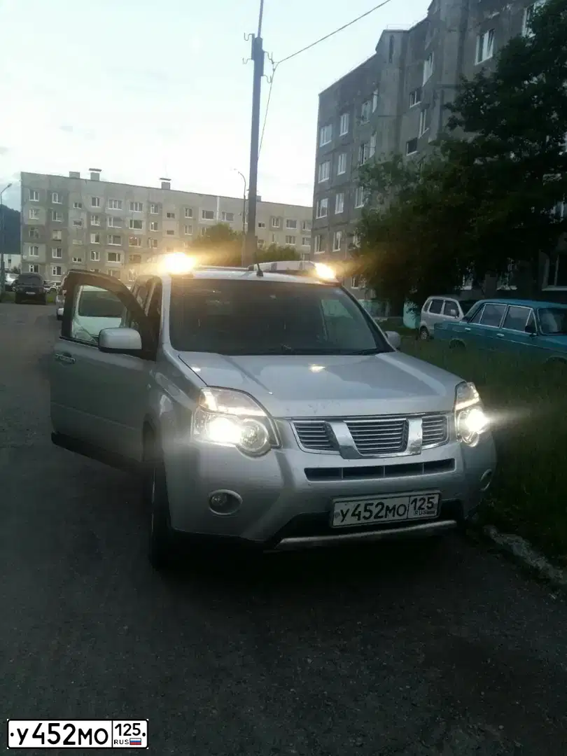 Фото автомобиля NISSAN X-TRAIL, 2014 — госномер В667ВУ41
