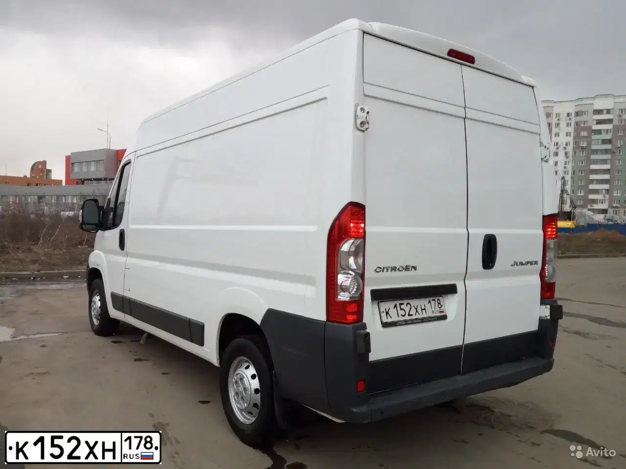 Фото автомобиля CITROEN JUMPER, 2011 — госномер В949УТ134. Цвет: БЕЛЫЙ