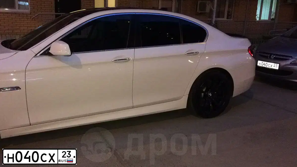 Фото автомобиля PEUGEOT 307, 2004 — госномер Н040СХ23. Цвет: СЕРЫЙ