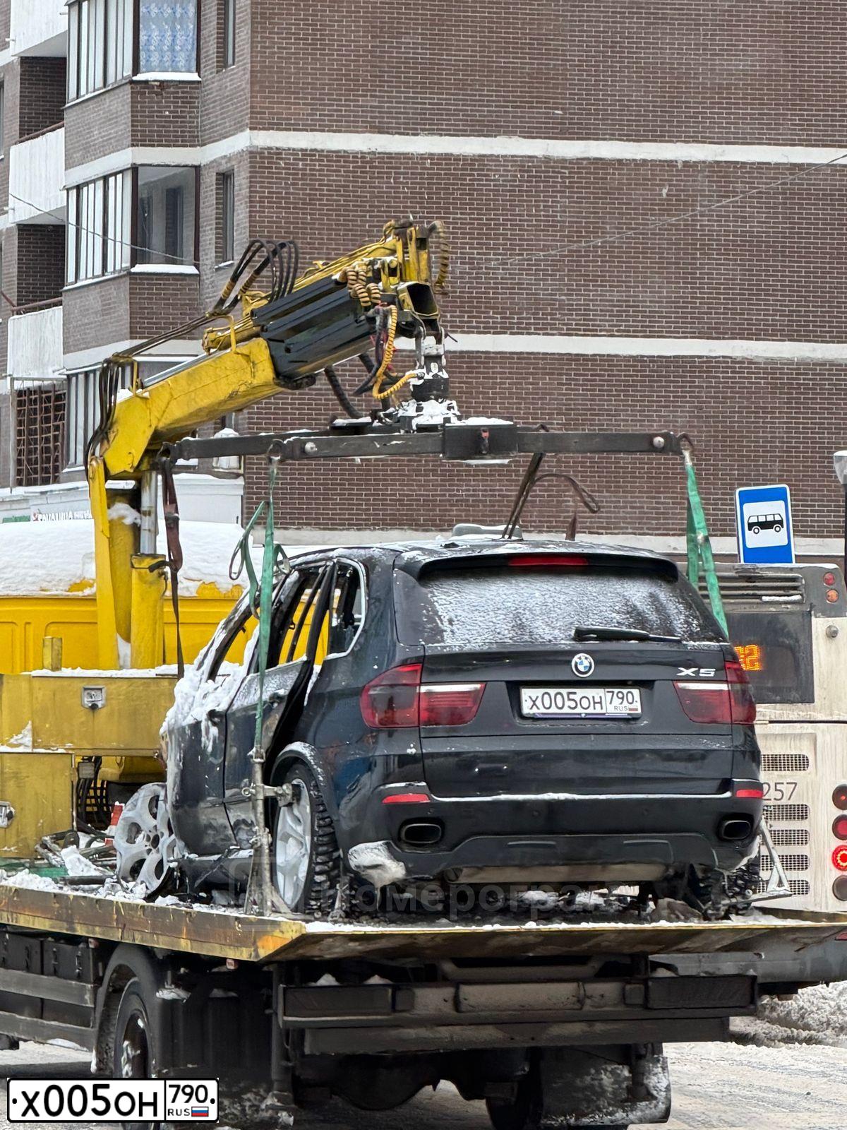 Фото автомобиля BMW X5, 2009 — госномер Х005ОН790. Цвет: ЧЕРНЫЙ