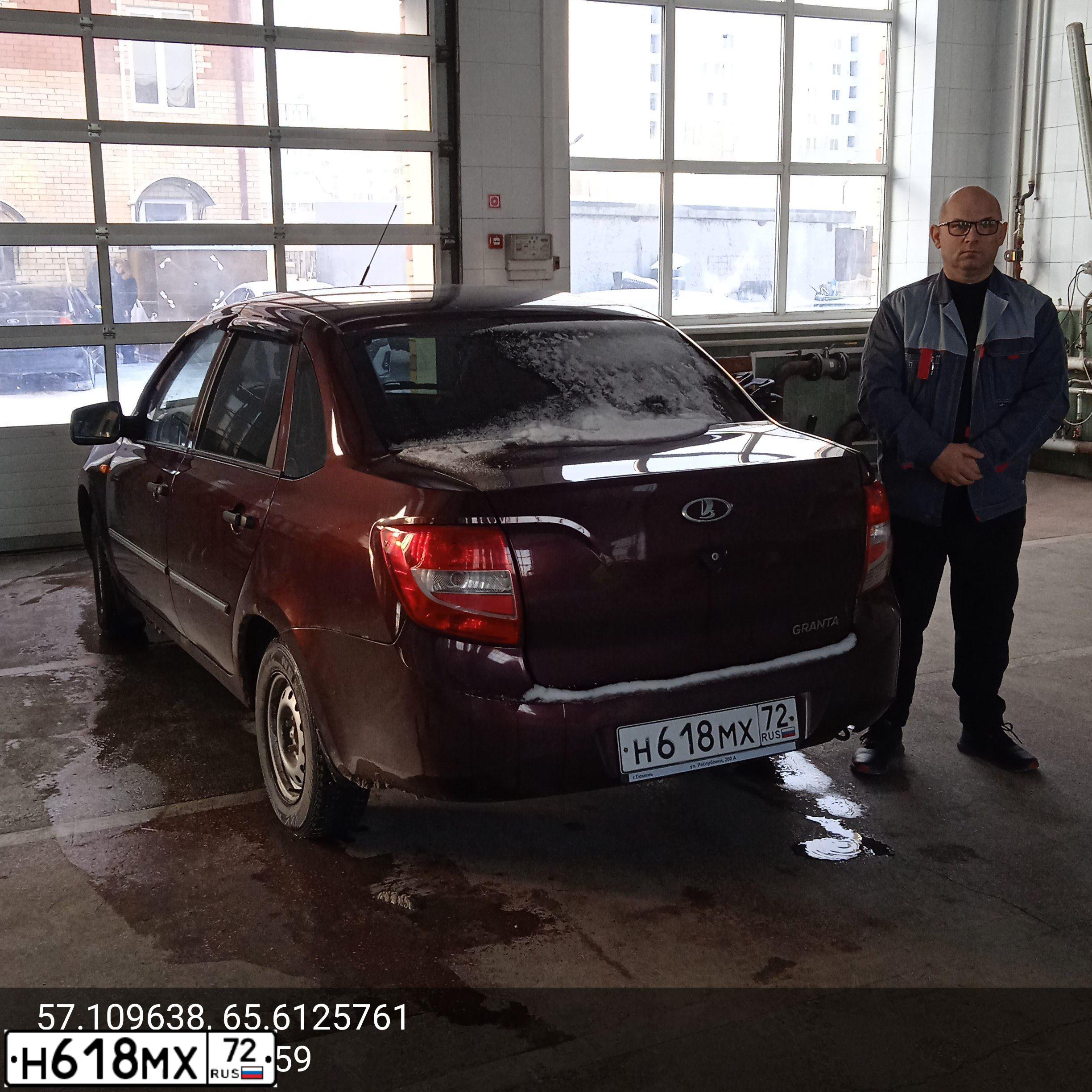 Фото автомобиля LADA 2190 GRANTA, 2012 — госномер А387СА172. Цвет: ТЕМНО-КРАСНЫЙ