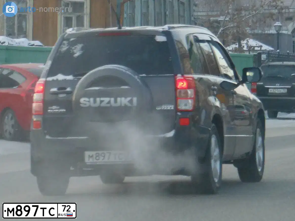 Фото автомобиля SUZUKI /GRAND/ VITARA, 2008 — госномер М897ТС72. Цвет: СЕРЫЙ
