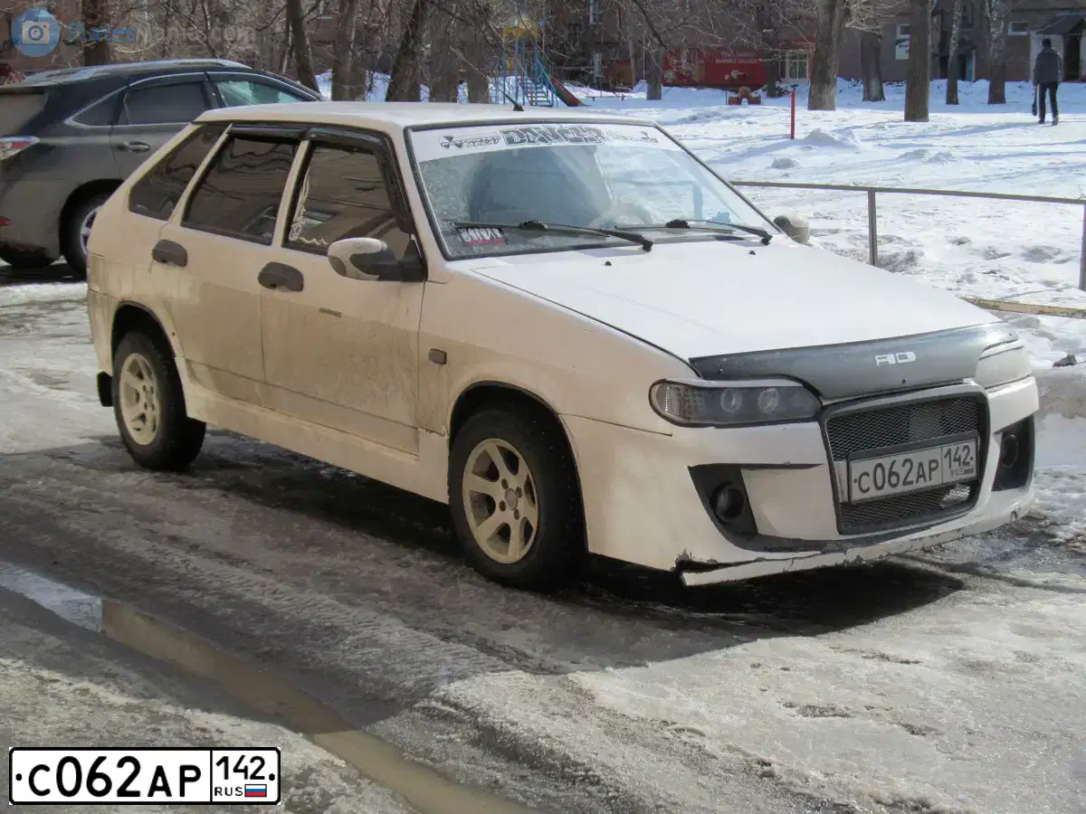 Фото автомобиля LADA 2114 SAMARA, 2006 — госномер С062АР142. Цвет: Белый