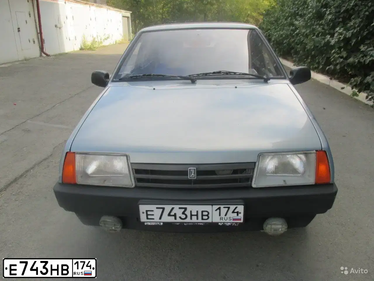 Фото автомобиля LADA 2109 SAMARA, 2004 — госномер Х757КА174. Цвет: СЕРО-ЗОЛОТИСТЫЙ